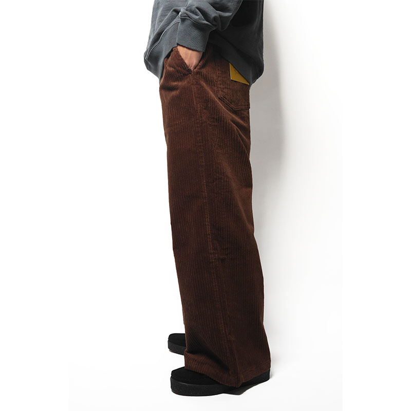 BAGGY CORDUROY PANTS -BROWN-