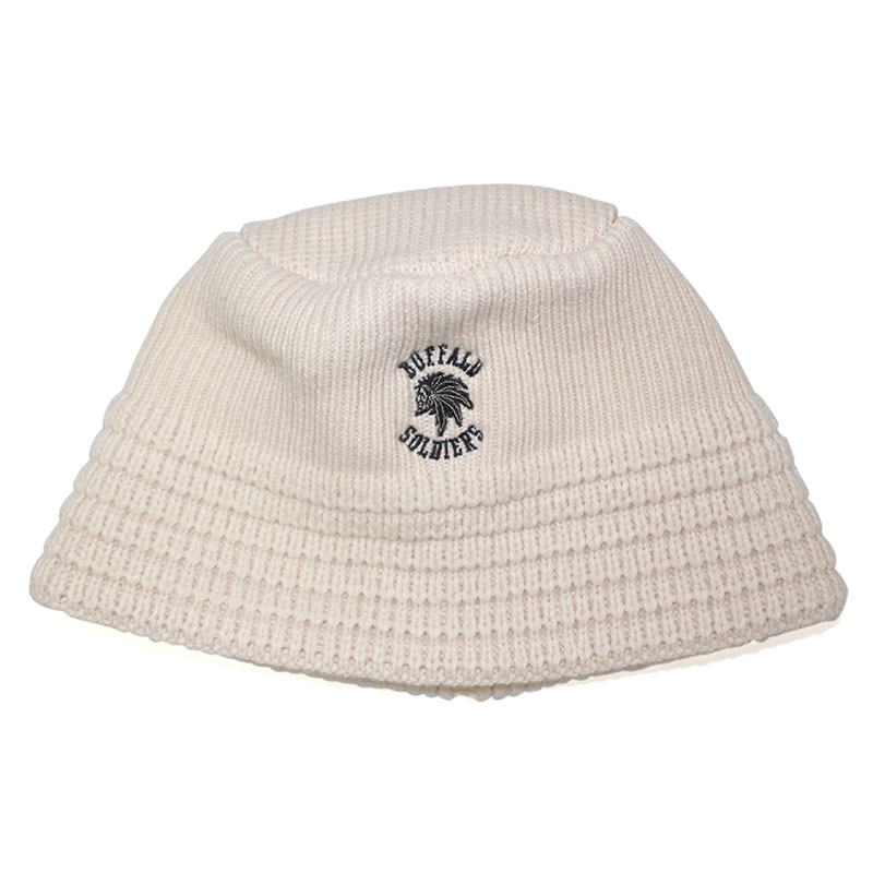 BS KNIT BUCKET HAT