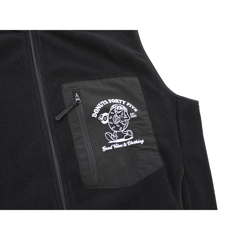 CHARACTER FLEECE VEST