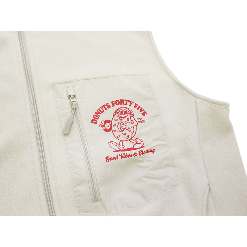 CHARACTER FLEECE VEST