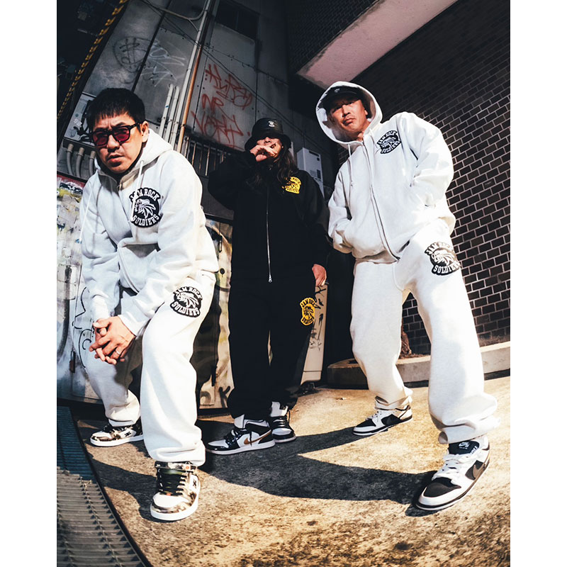 JAMROCK WAPPEN ZIP HOODY