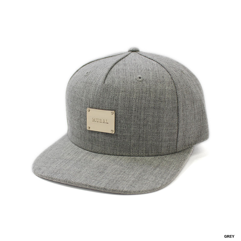 METAL PLATE SNAPBACK CAP