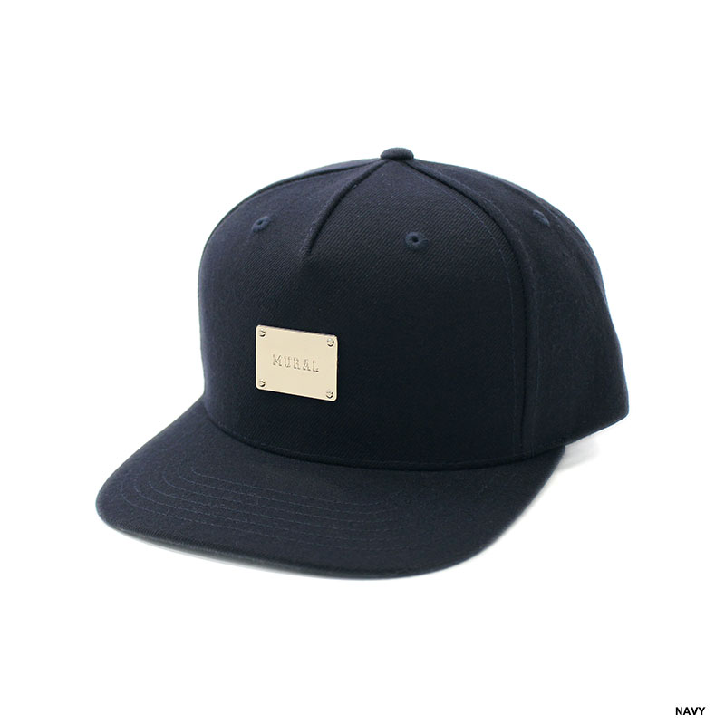 METAL PLATE SNAPBACK CAP