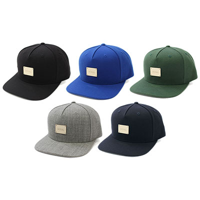 METAL PLATE SNAPBACK CAP