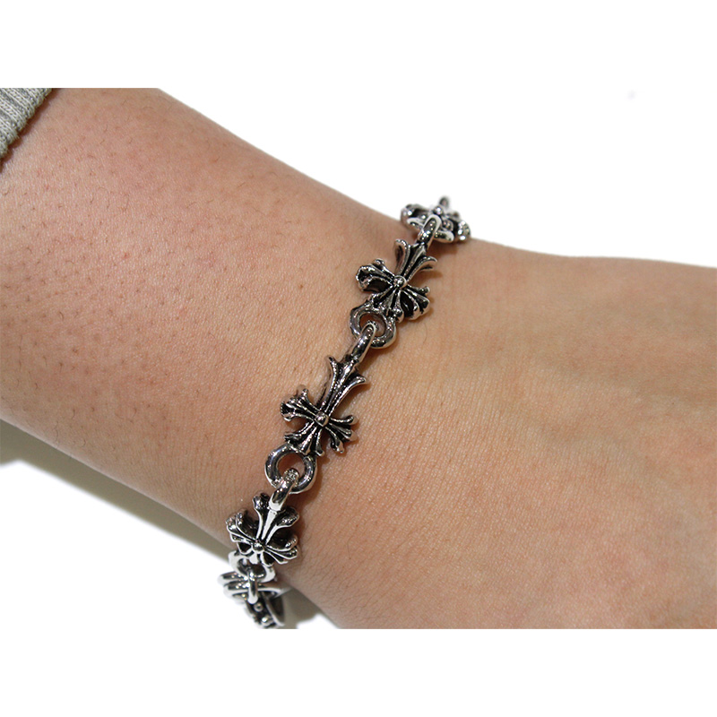 BRACELET -SILVER-