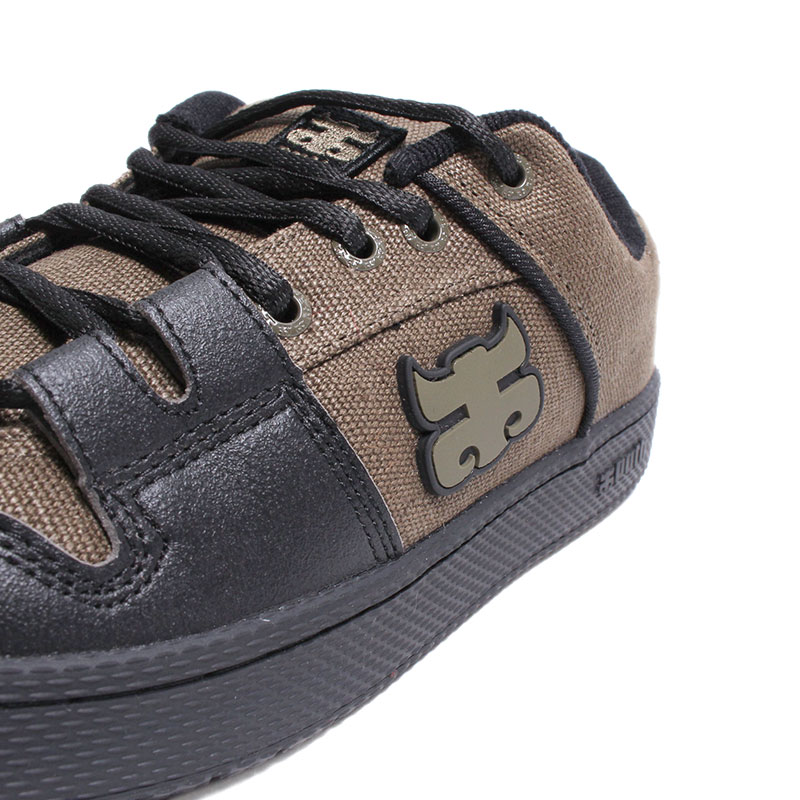 CRICKET WAXED HEMP AND SYNTHETIC