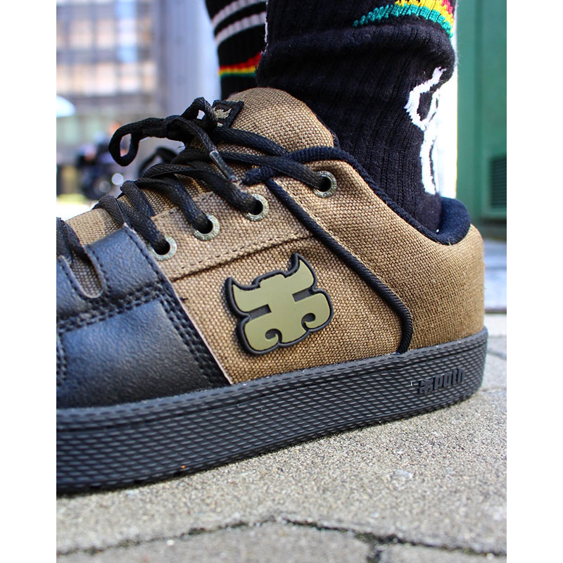 CRICKET WAXED HEMP AND SYNTHETIC