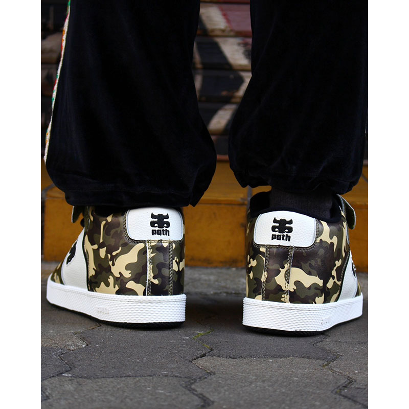 GRASSHOPPER CAMO TUMBLED LEATHER