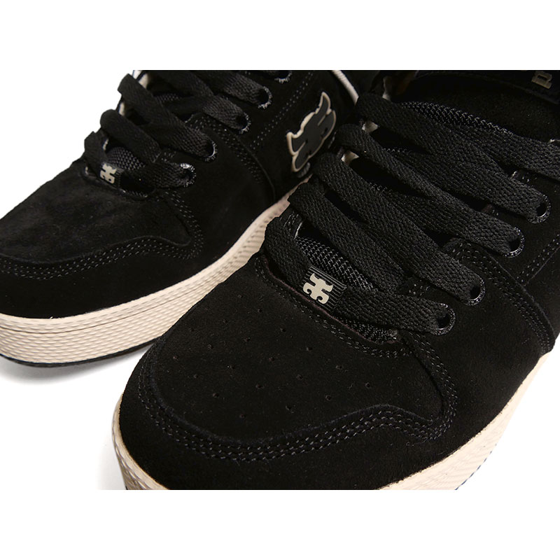 GRASSHOPPER WAXED SUEDE AND SHEARLING