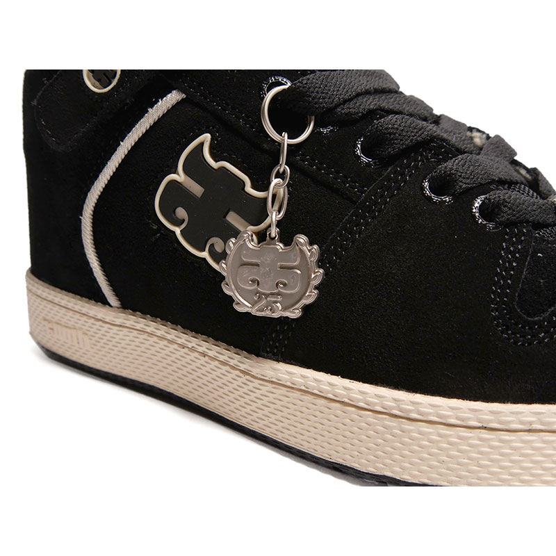 GRASSHOPPER WAXED SUEDE AND SHEARLING