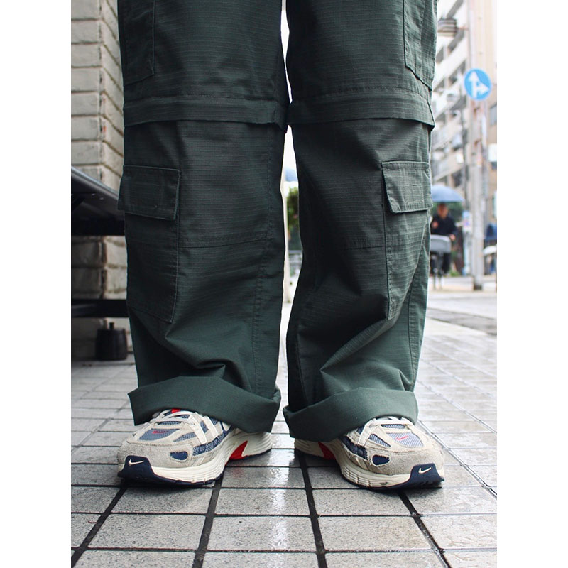 MULTI POCKET CARGO PANTS
