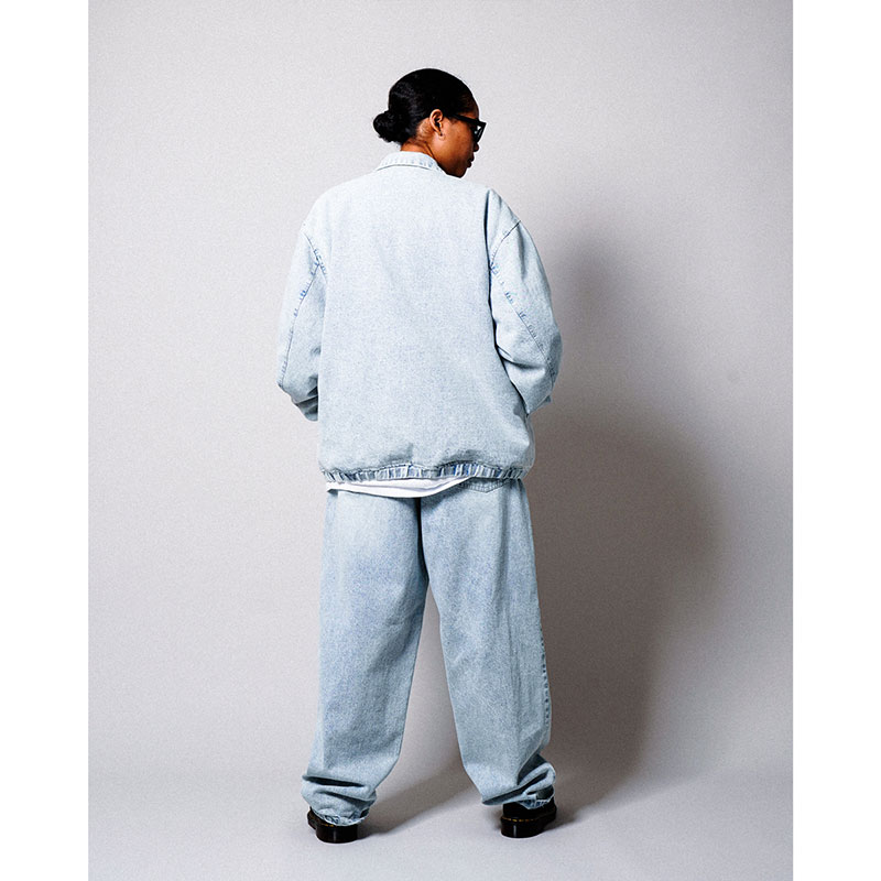 CLASSIC DENIM JACKET