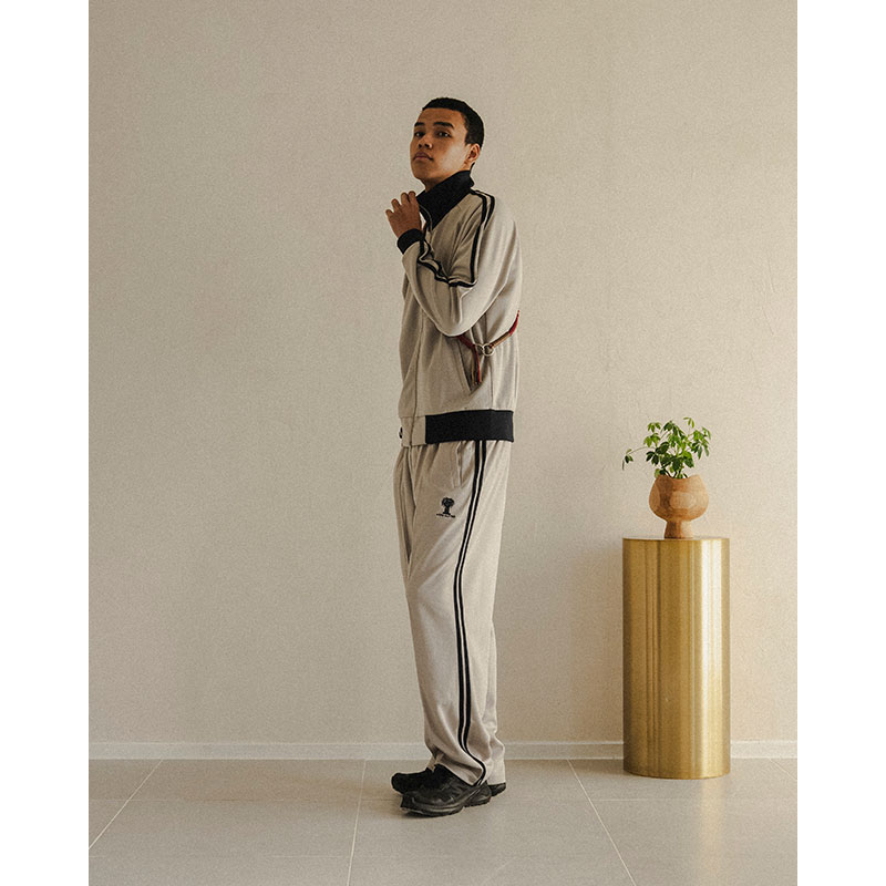 WEAR THE VIBES TRACK JACKET