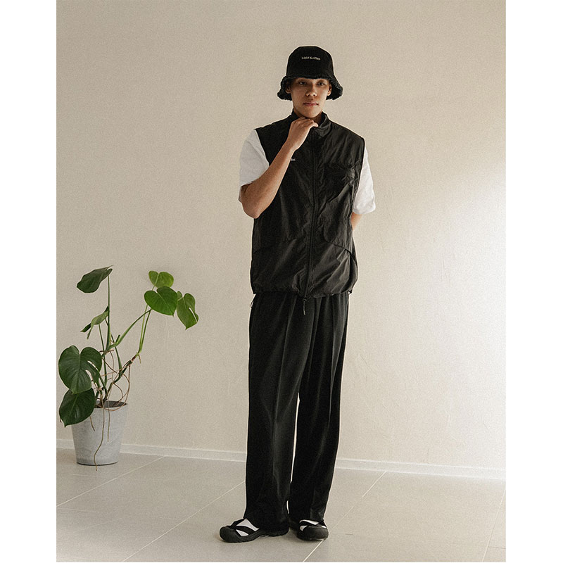 WEAR THE VIBES UTILITY VEST