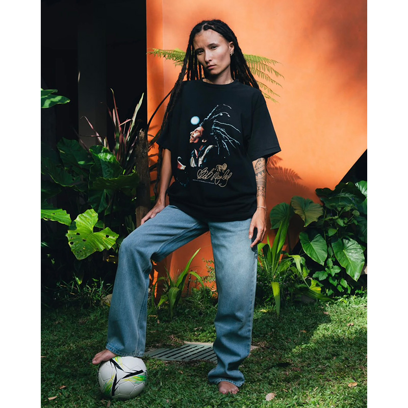 LIVE TEE