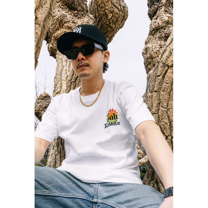 SELASSIE I with MOON T-SHIRT